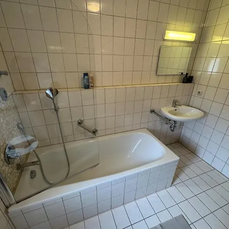 Boho Mit Tiefgarage Naehe Salzburg * Freilassing